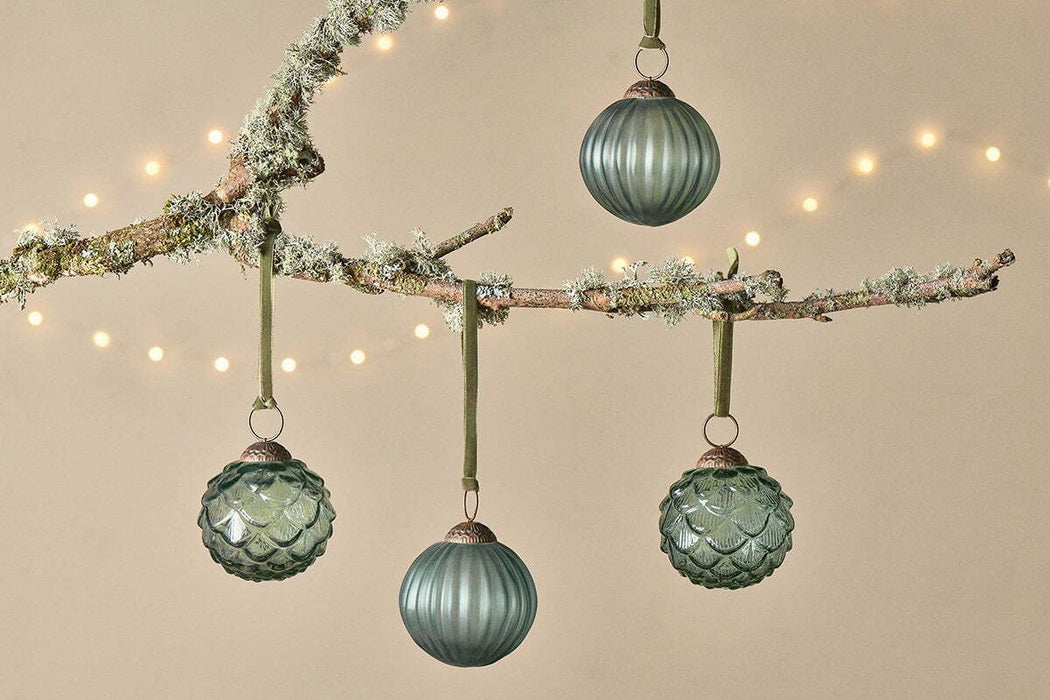 Hara Baubles Set Of 4