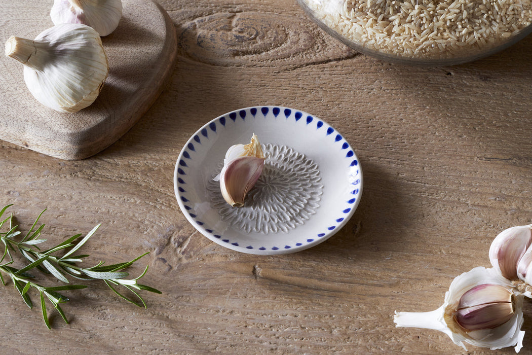 Indigo Drop Garlic Grater Cream Indigo