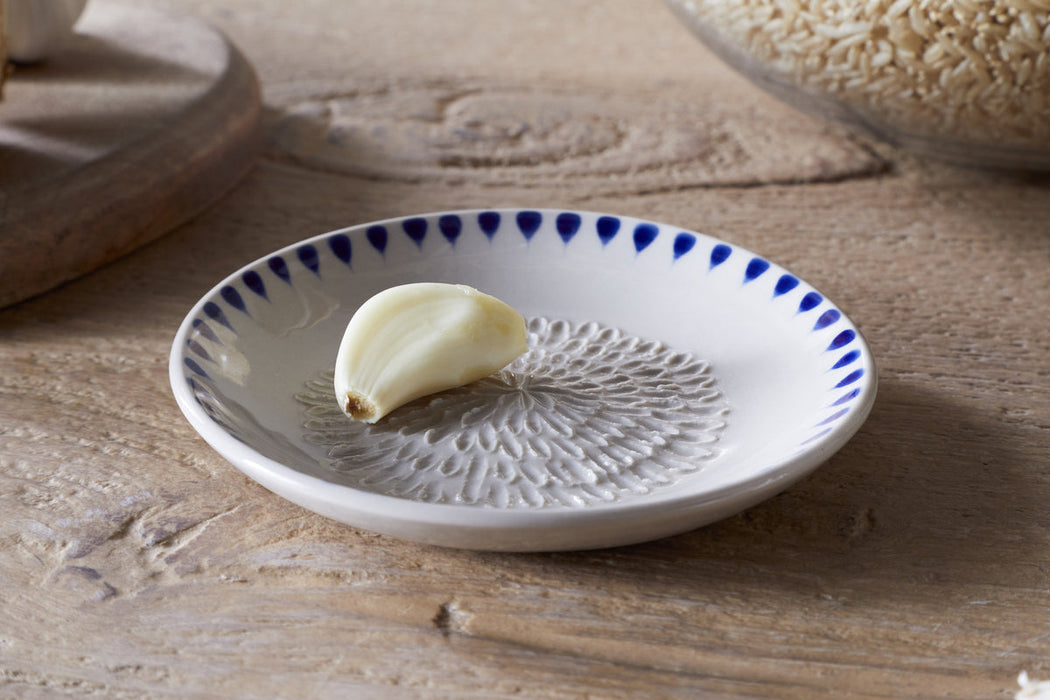 Indigo Drop Garlic Grater Cream Indigo