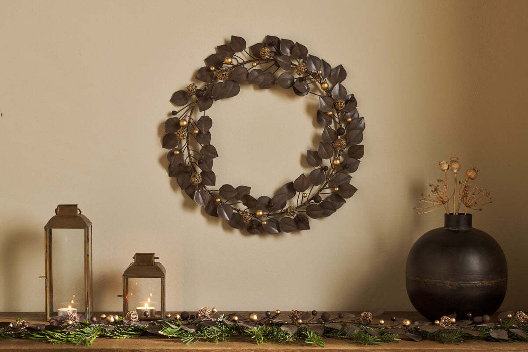 Ishana Wreath Antique Brass