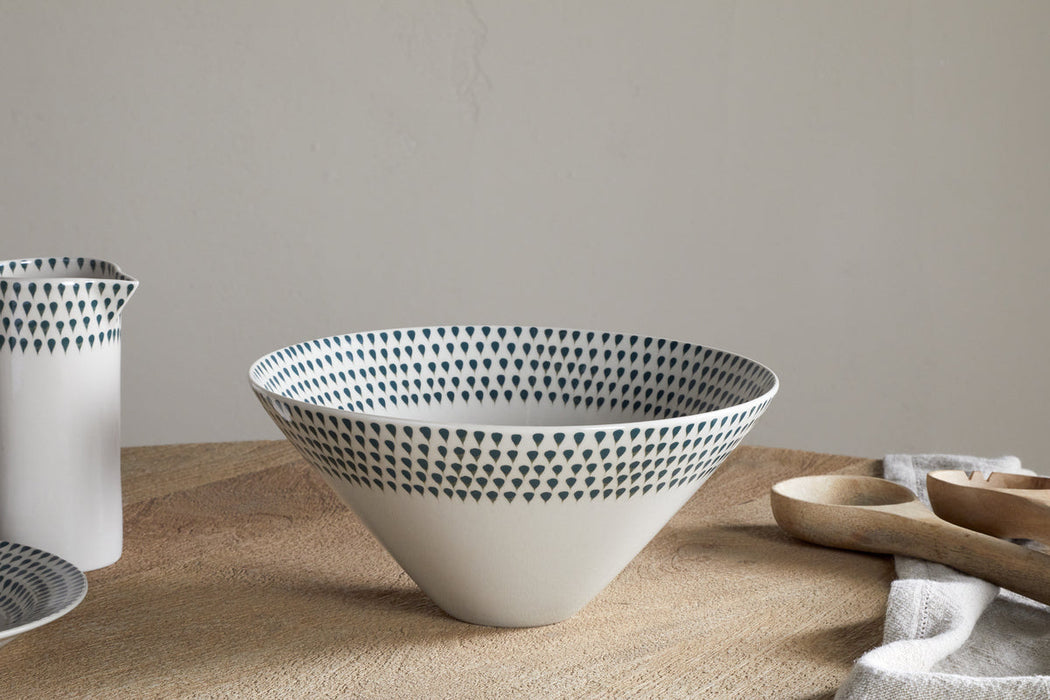 Juniper Drop Serving Bowl Cream Juniper Medium
