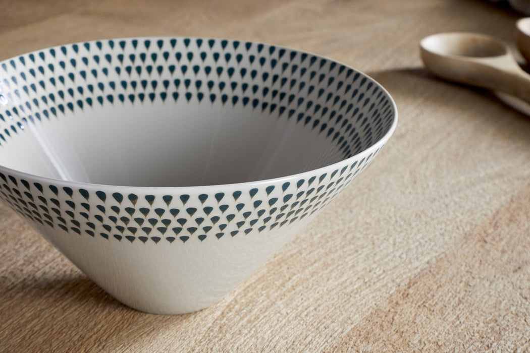 Juniper Drop Serving Bowl Cream Juniper Medium