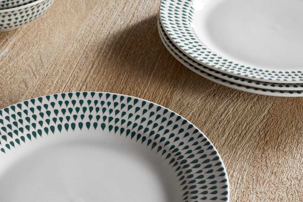 Juniper Drop Dinner Plate Cream Juniper