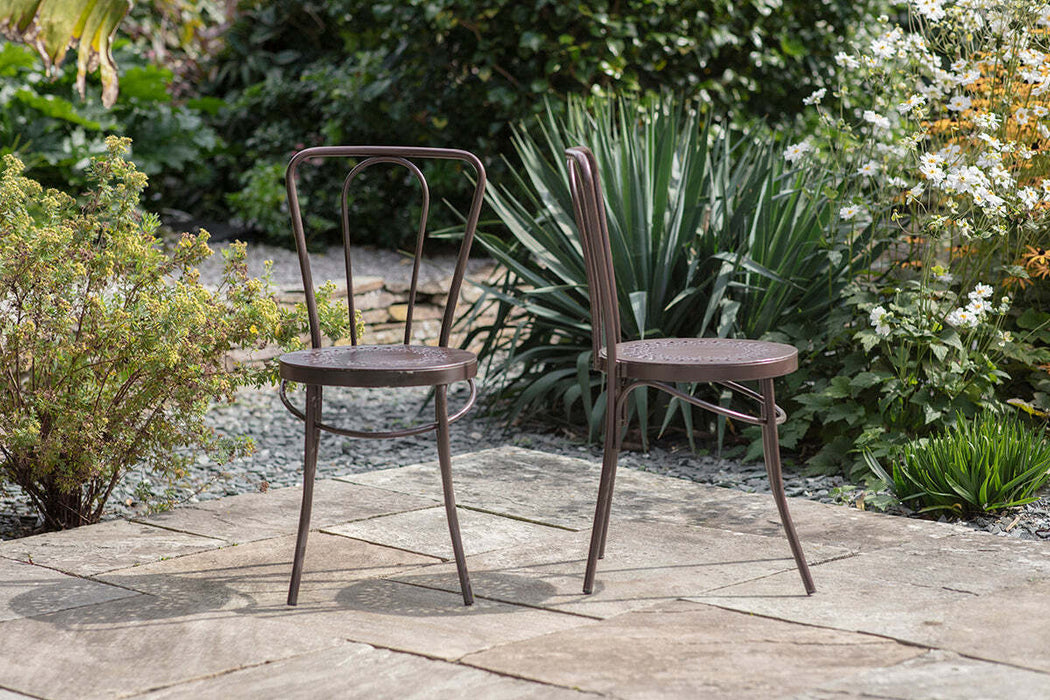 Jeavika Iron Outdoor Bistro Chair Black