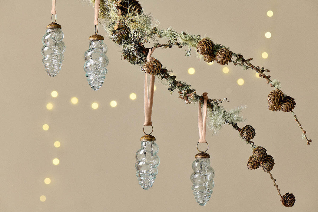 Khol Shell Baubles Clear Antique Set Of 4