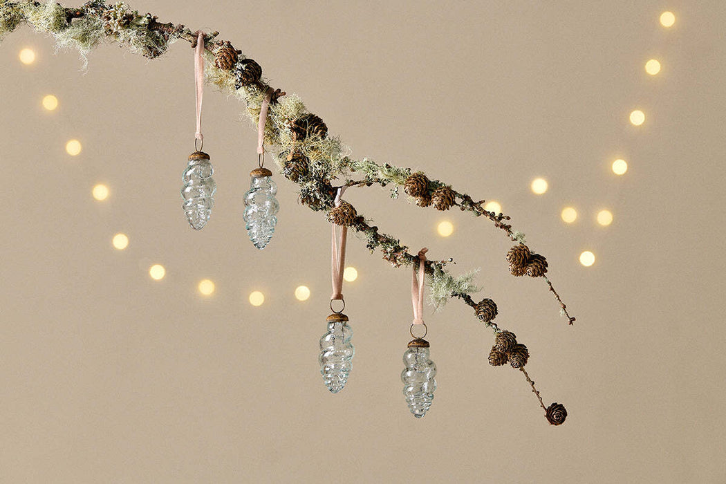 Khol Shell Baubles Clear Antique Set Of 4