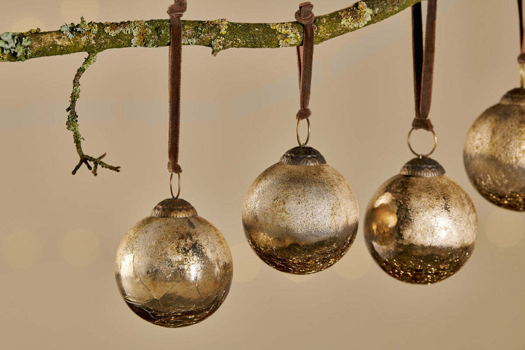 Konara Baubles Gold Crackle Set Of 4