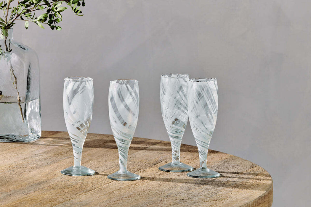 Lohara Champagne Glass White Set Of 4