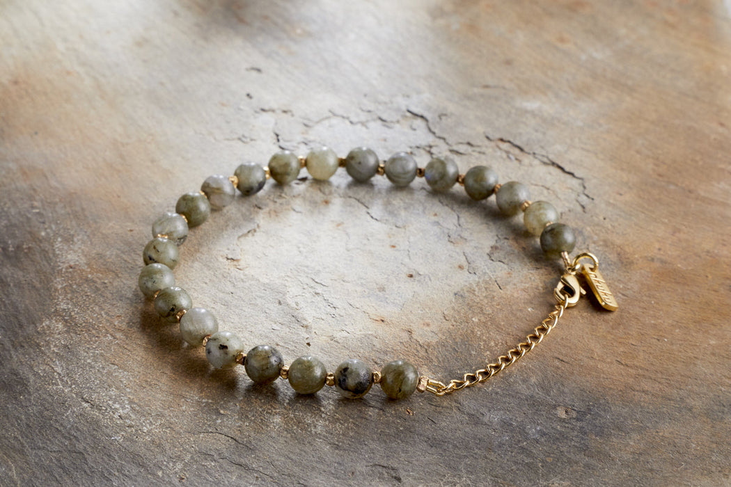 Marai Bracelet Labradorite