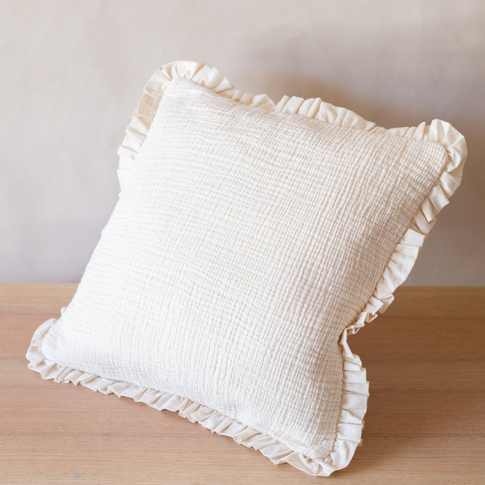 Organic Lifestyle Fyra Frilled Cushion Cover