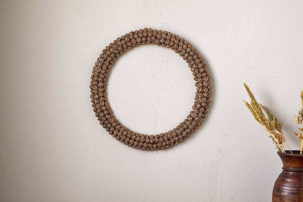 Madhi Wire Ball Wreath Brass