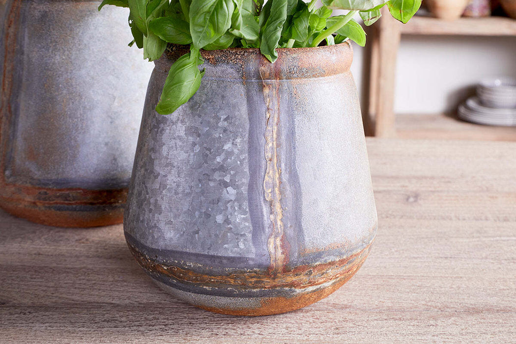 Mamba Outdoor Planter Aged Zinc