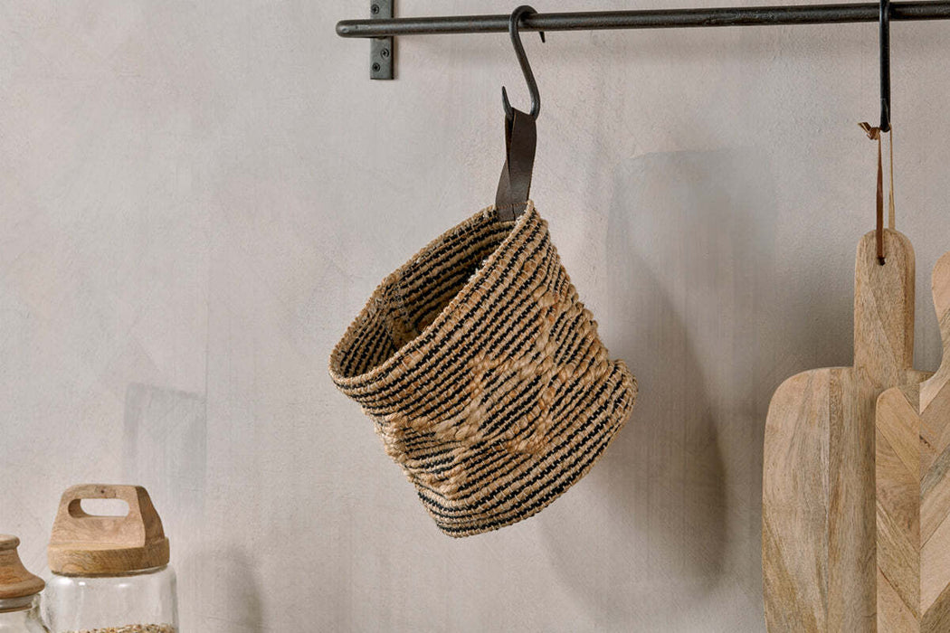 Mannu Cotton And Hemp Wall Hung Basket Natural Black