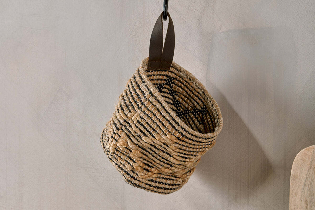 Mannu Cotton And Hemp Wall Hung Basket Natural Black