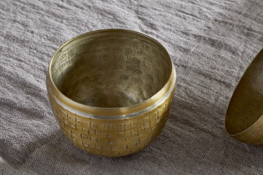Mutti Hammered Opening Egg Antique Brass