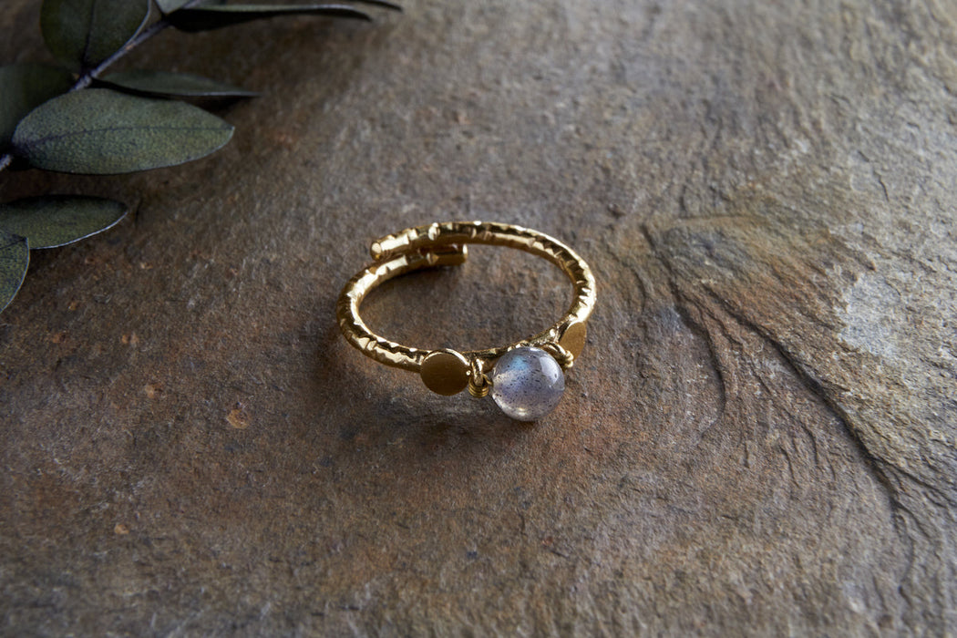 Marai Labradorite Ring Labradorite Gold
