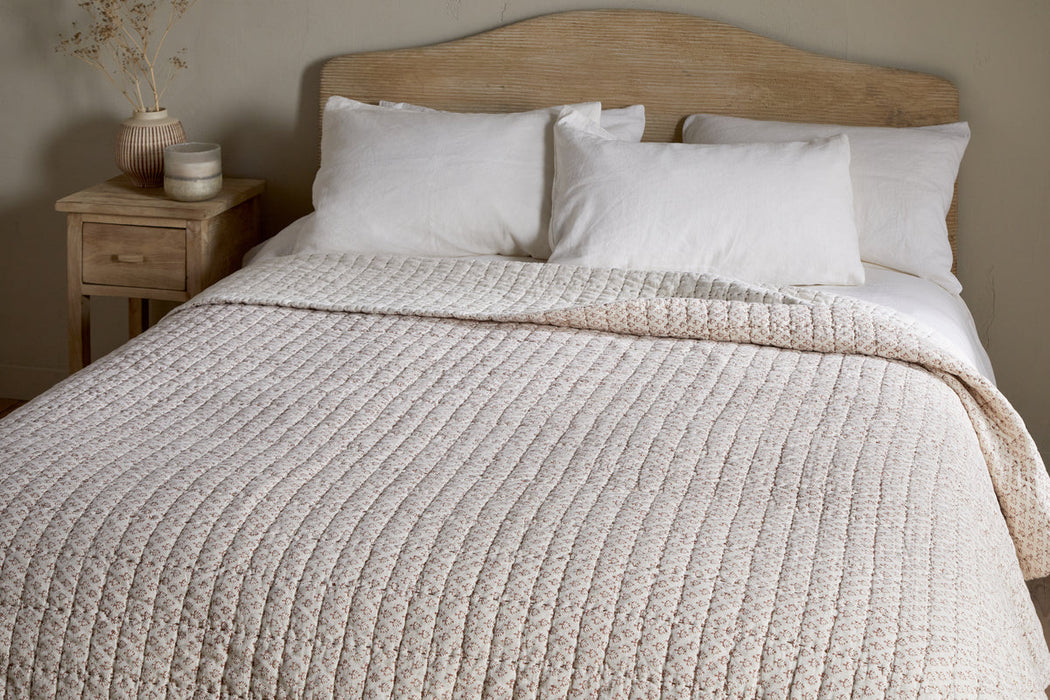 Peplu Cotton Linen Screen Print Bed Quilt Rust