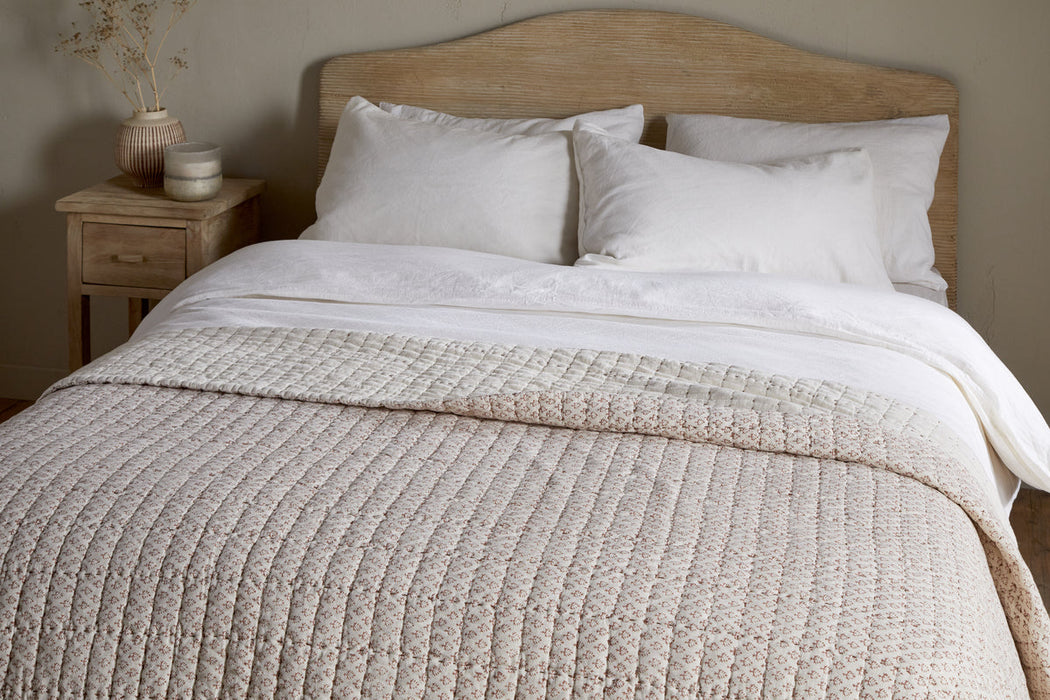 Peplu Cotton Linen Screen Print Bed Quilt Rust