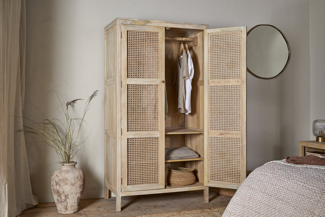 Kanz Mango Wood Wardobe Natural