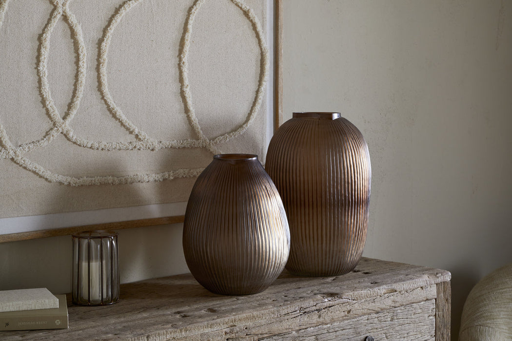 Linsy Ribbed Glass Vase Smoke Brown