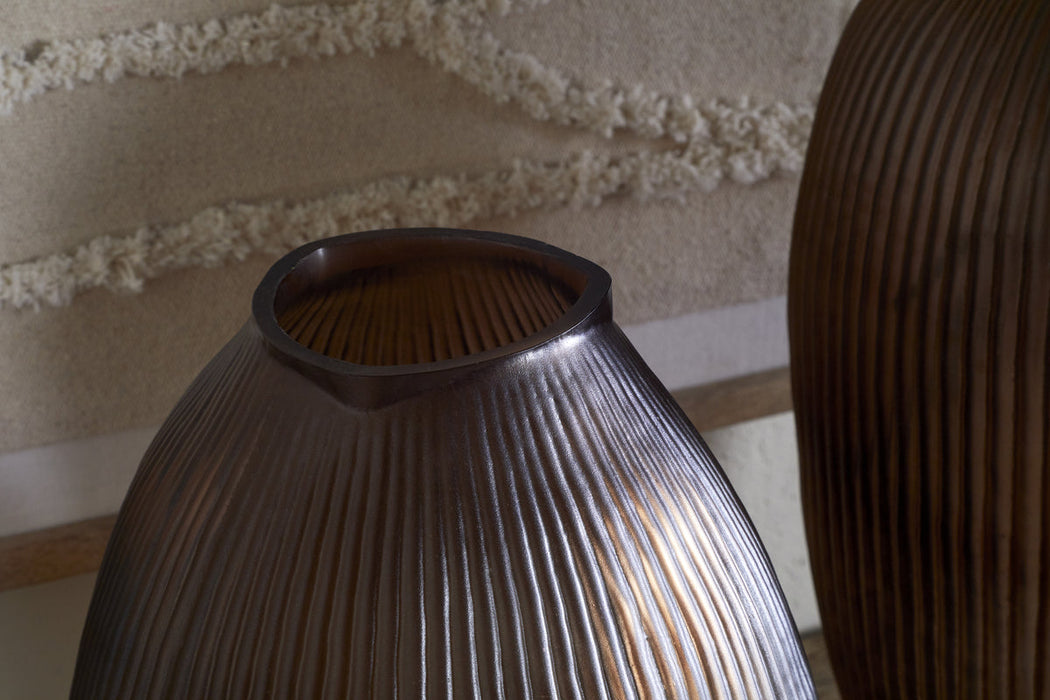 Linsy Ribbed Glass Vase Smoke Brown