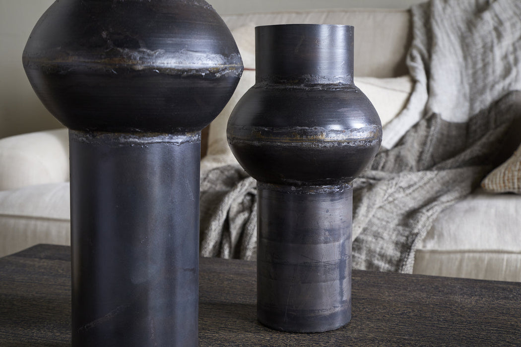 Endo Reclaimed Iron Vase Aged Black