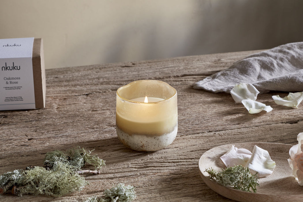Oakmoss Rose 1 Wick Scented Candle Yellow