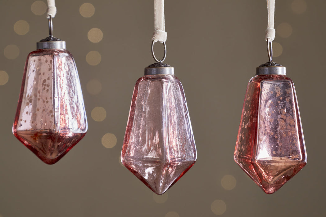 Ratnam Baubles Mixed Antique Pink Set Of 4