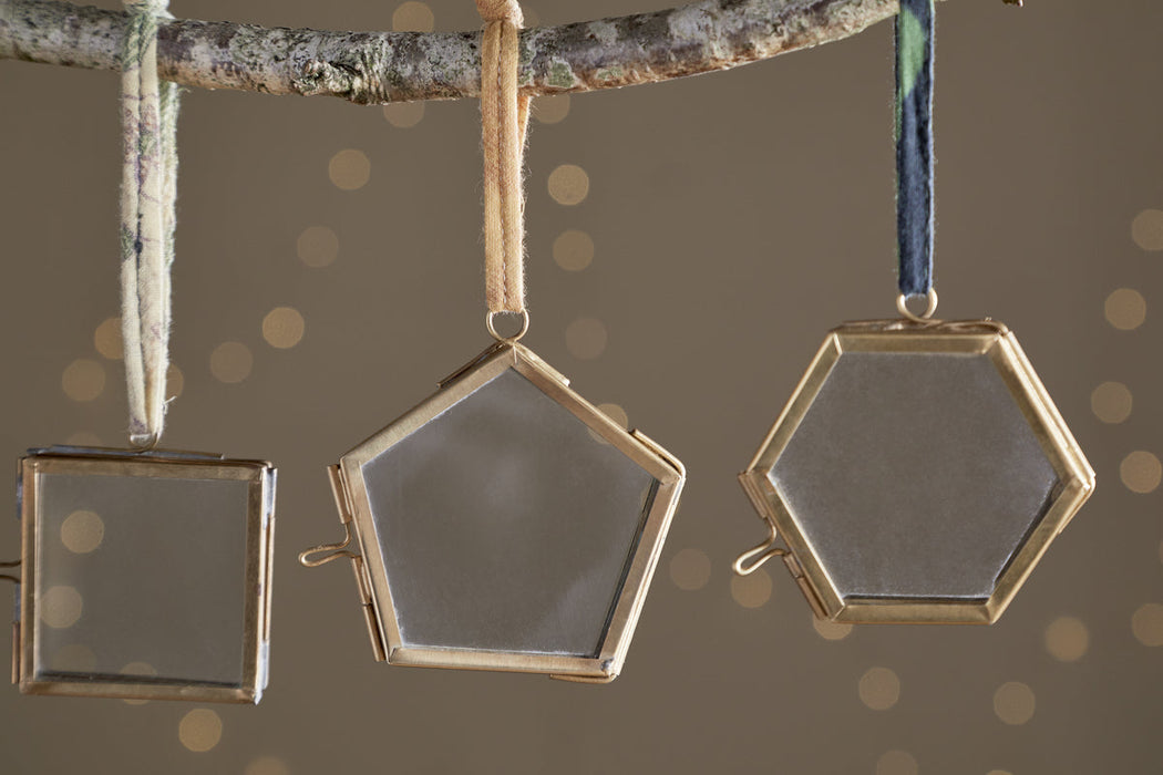 Tiny Kiko Frame Decorations Aged Antique Set Of 4