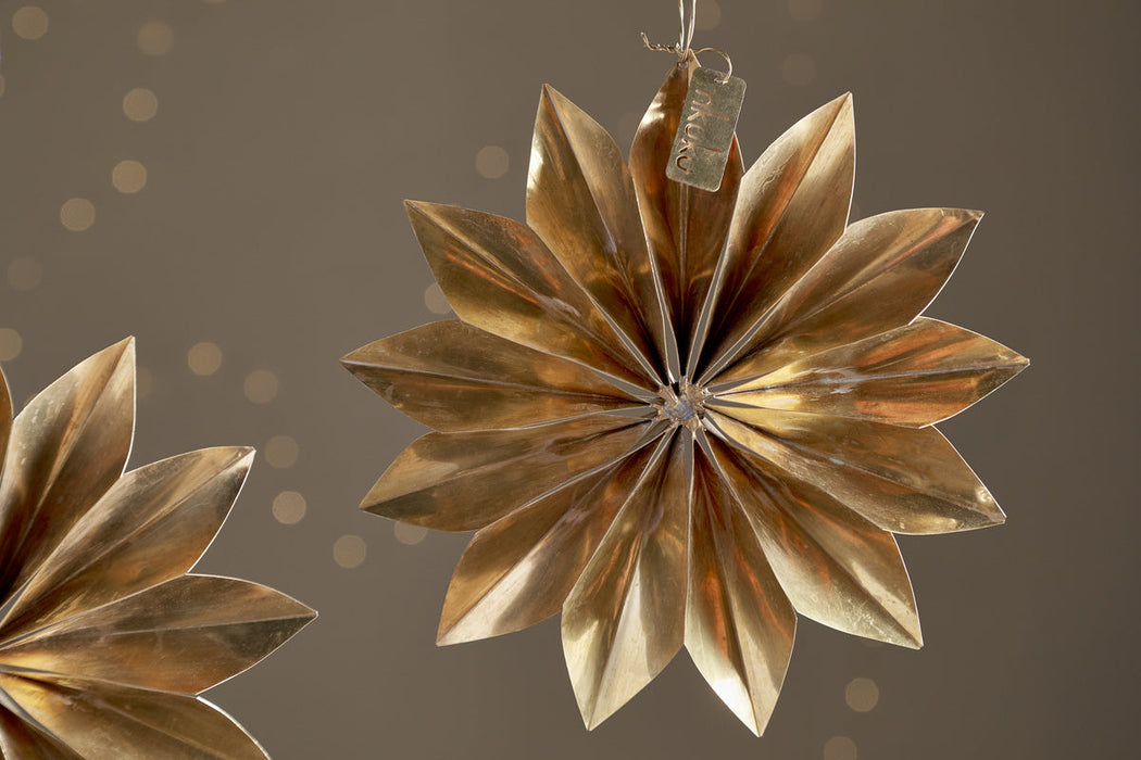 Amata Brass Star Baubles - Antique Brass - Set of 2