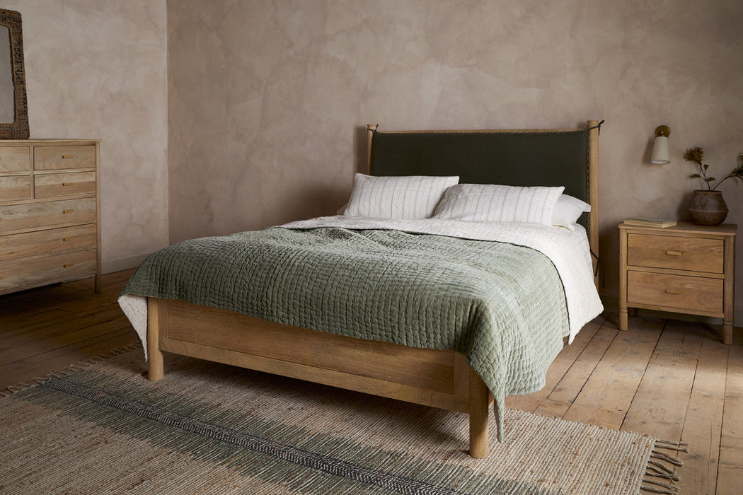 Sri Mango Wood Bed Moss