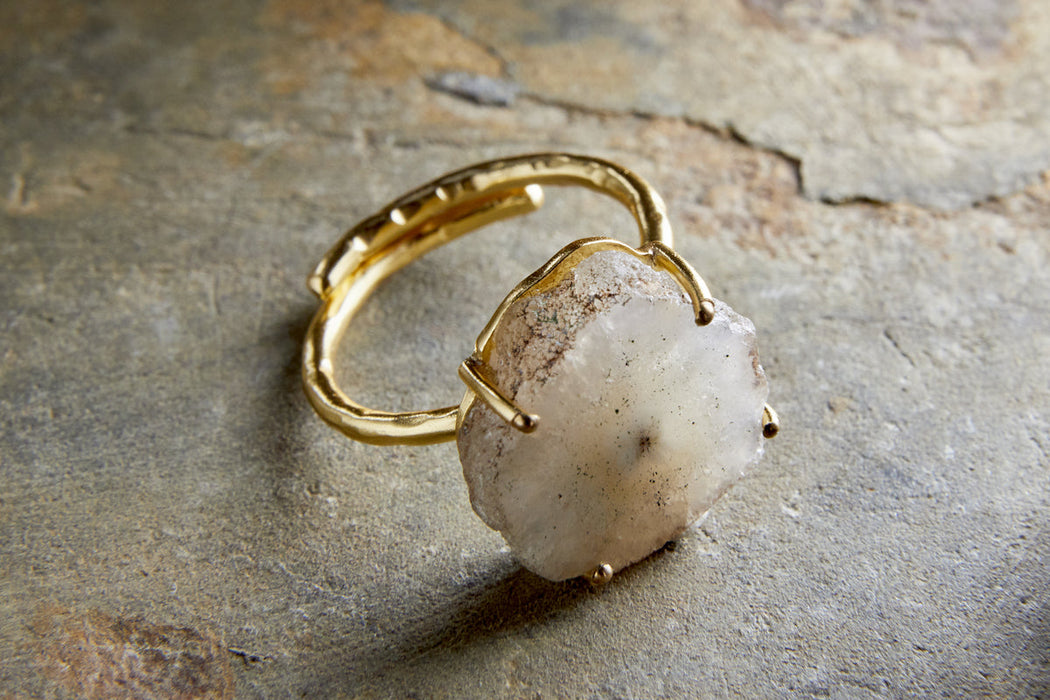 Dveep Solar Quartz Ring Neutral