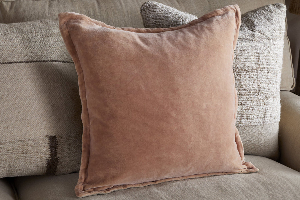 Menmai Velvet Cushion Cover - Dusty Pink