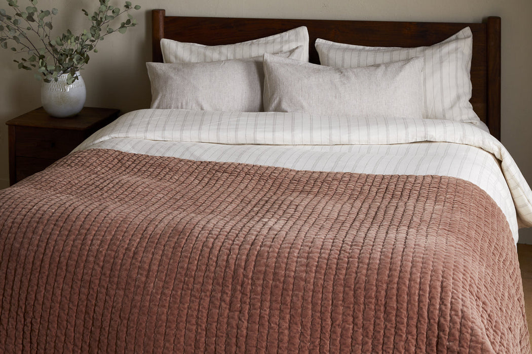 Nidra Velvet Linen Bed Quilt Rust