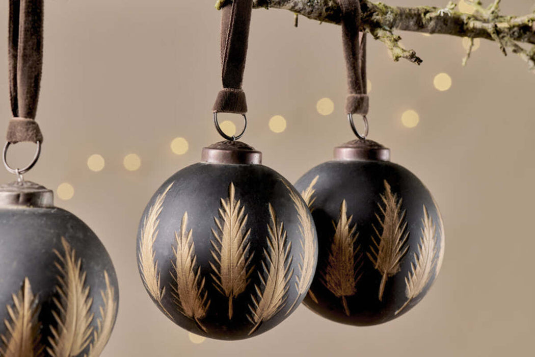 Nalguna Baubles Set Of 4