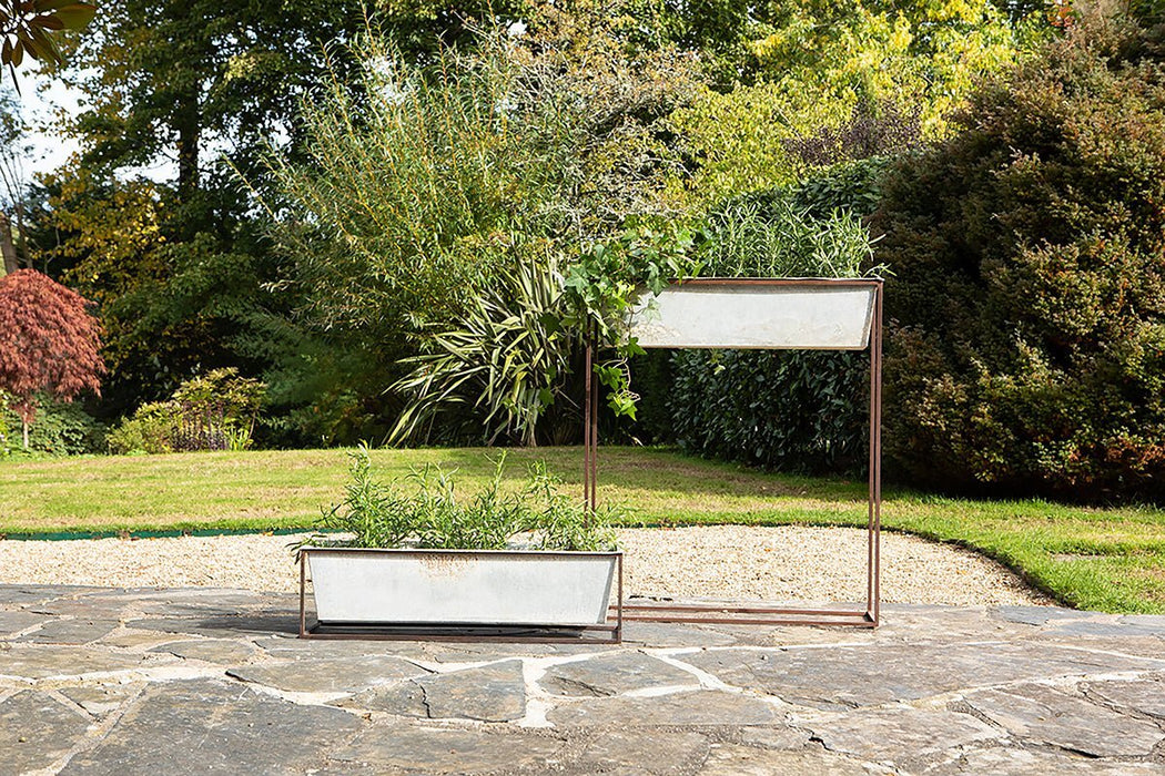 Narlu Wide Standing Planter