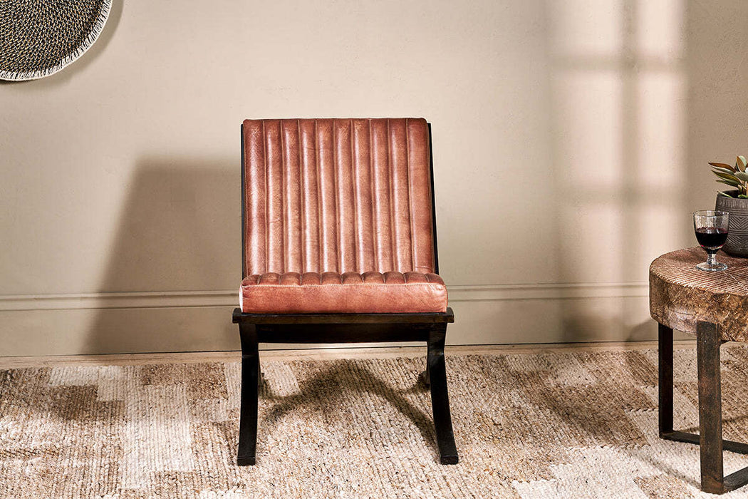Narwana Ribbed Leather Lounger