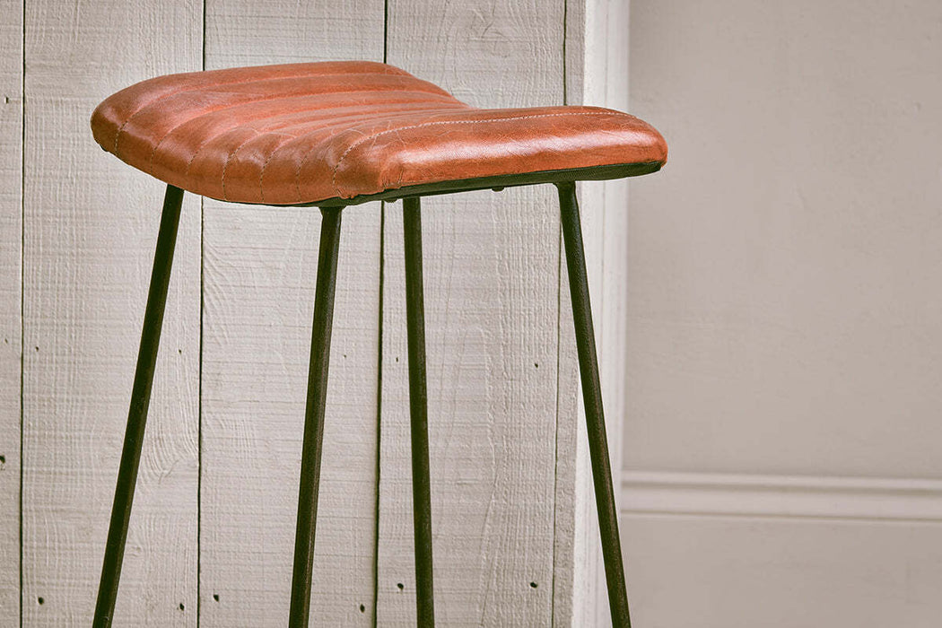 Narwana Ribbed Leather Stool
