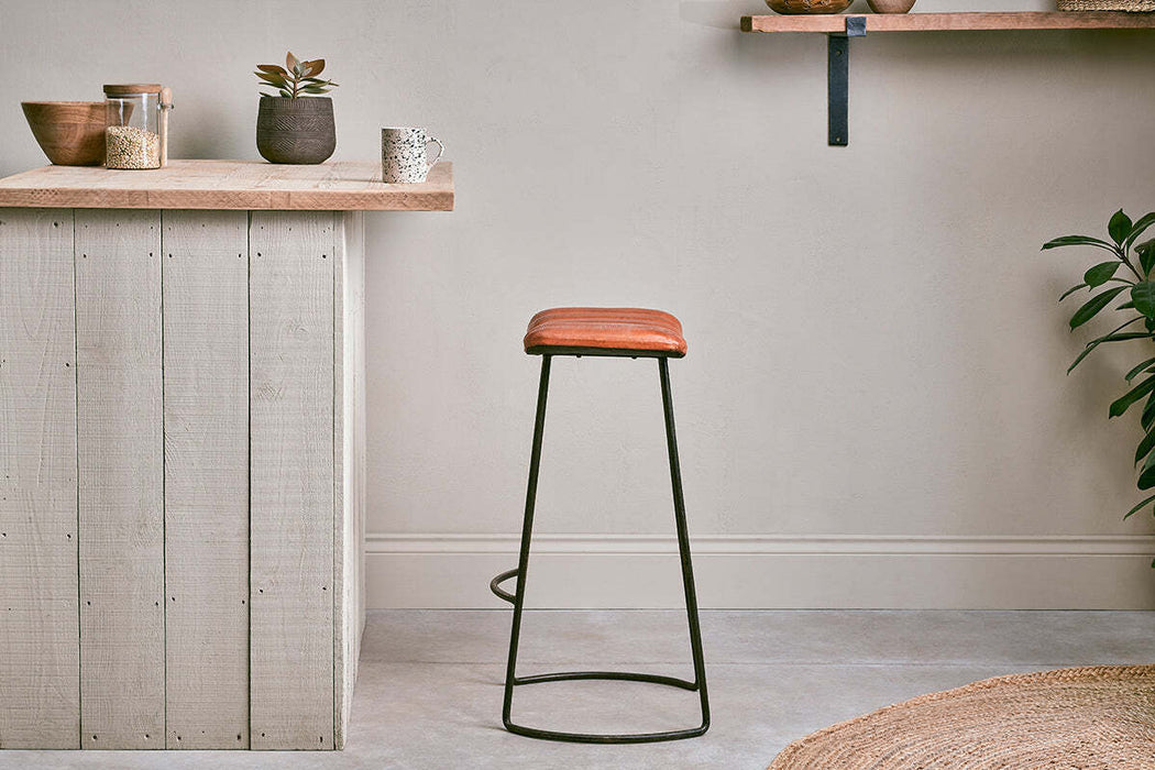 Narwana Ribbed Leather Stool - Aged Tan - Large