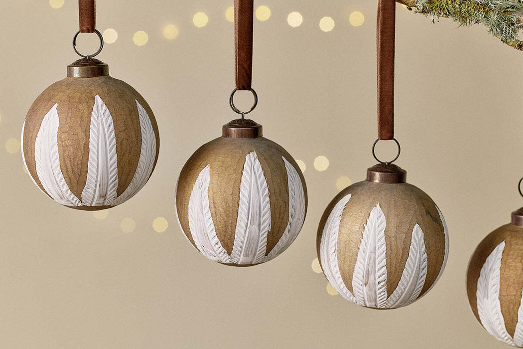 Nori Baubles Gold Cream Set Of 4