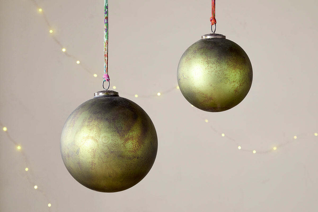 Oko Giant Bauble Matt Green