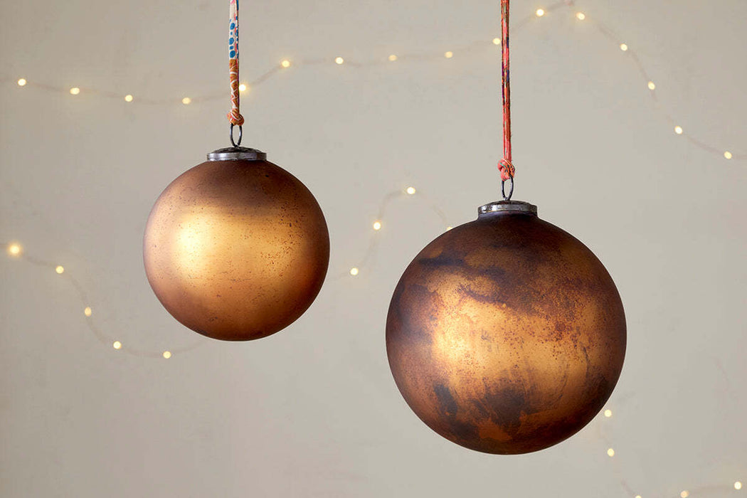 Oko Giant Bauble Matt Gold