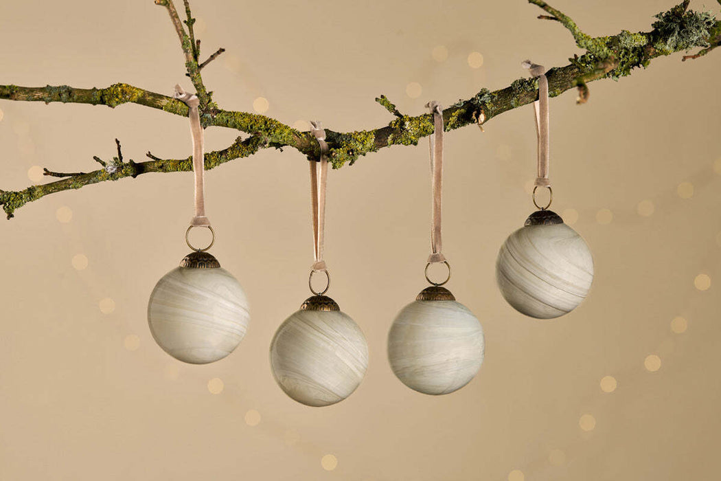 Oja Baubles Natural Set Of 4