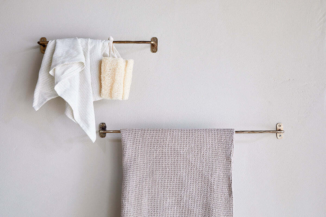 Olani Bathroom Hanging Rail Antique Brass