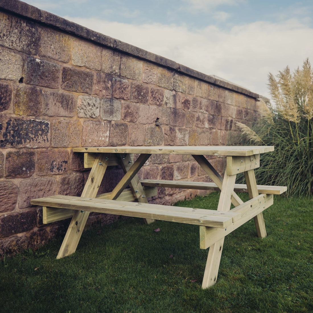 Traditional 139.5cm Wooden Picnic Table Garden Dining Set (Seats 6)
