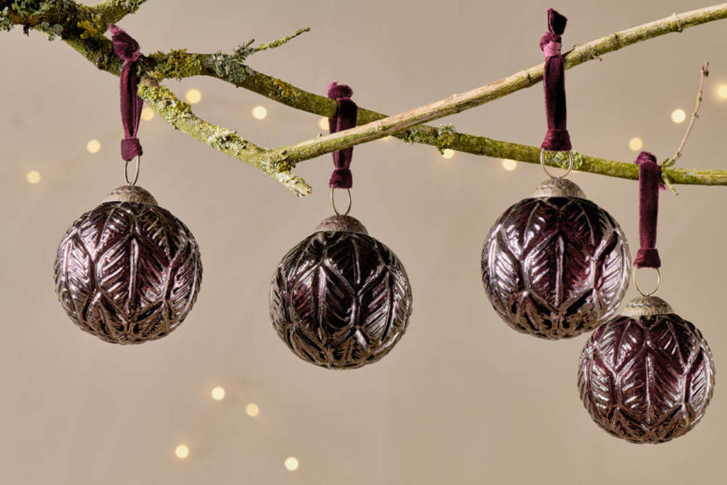 Patta Baubles Burgundy Set Of 4