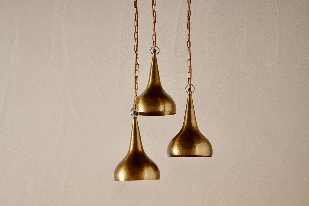 Quinn Hammered Metal Cluster Lamp Antique Brass