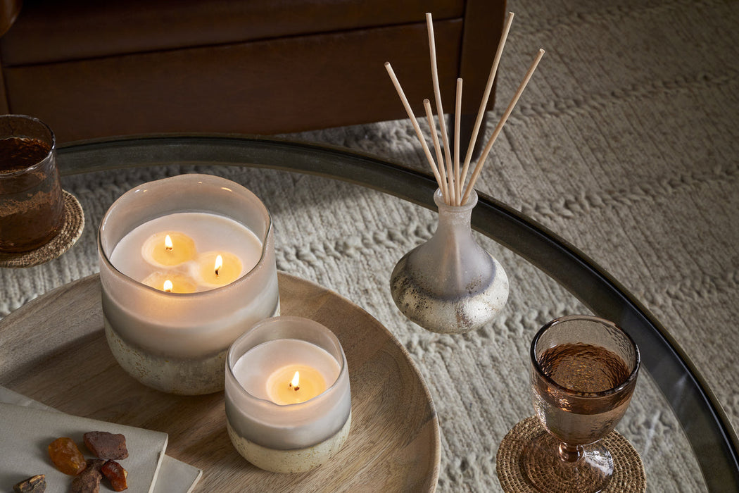 Cardamom & Amber 1 Wick Scented Candle - Aged Smoke