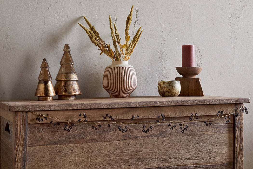 Tanu Mango Wood Beaded Garland Brass Ruby