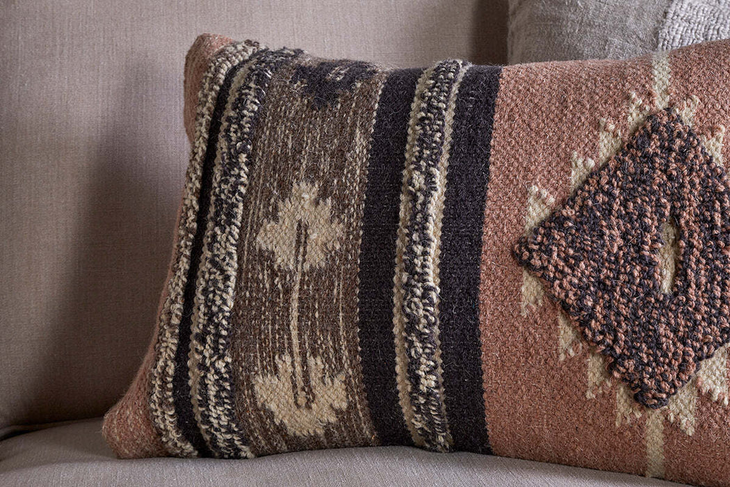 Tussi Sia Cushion Cover Dusty Pink